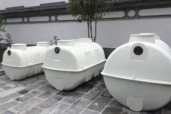 SMC玻璃鋼模壓化糞池的使用為農(nóng)村帶來(lái)哪些好處 SMC玻璃鋼模壓化糞池的使用為農(nóng)村帶來(lái)哪些好處