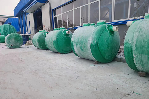 玻璃鋼化糞池應(yīng)該在哪里進(jìn)行購(gòu)買(mǎi) 玻璃鋼化糞池應(yīng)該在哪里進(jìn)行購(gòu)買(mǎi)